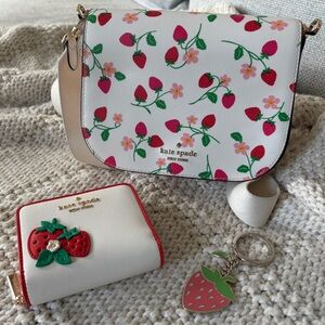Kate Spade Strawberry Floral Crossbody and Wallet with matching keychain 🍓🍓🍓